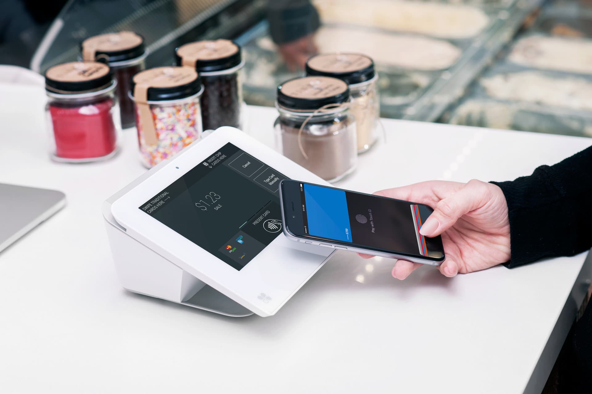 contactless payment with clover mini